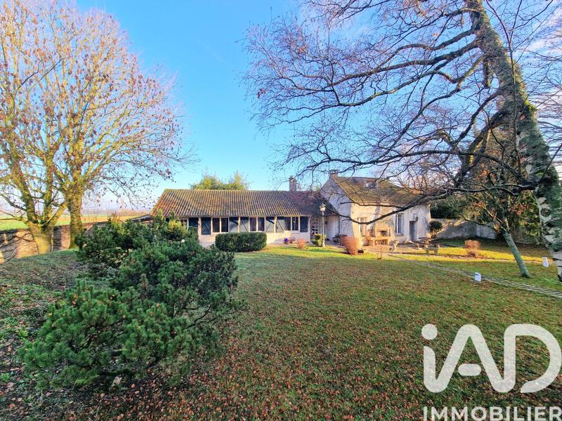 Maison - 230 m² - 8 pièces