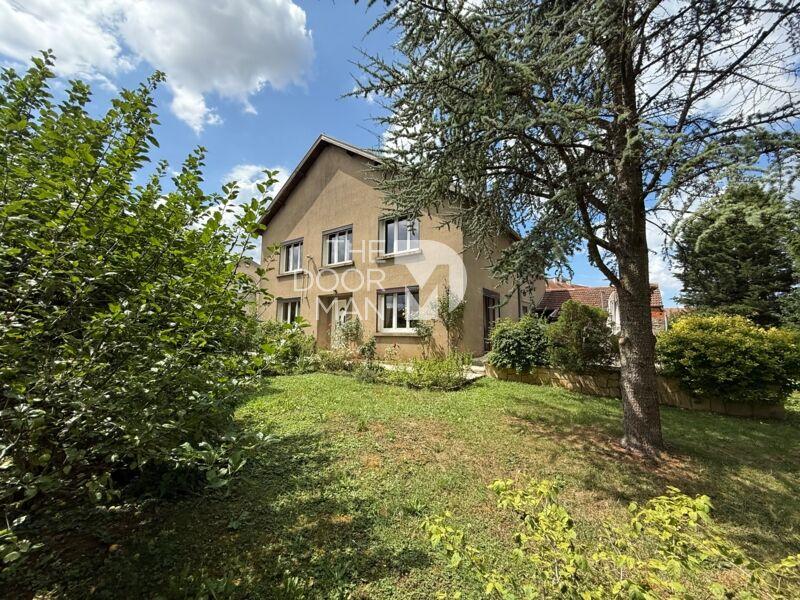 Maison - 183 m² - 8 pièces
