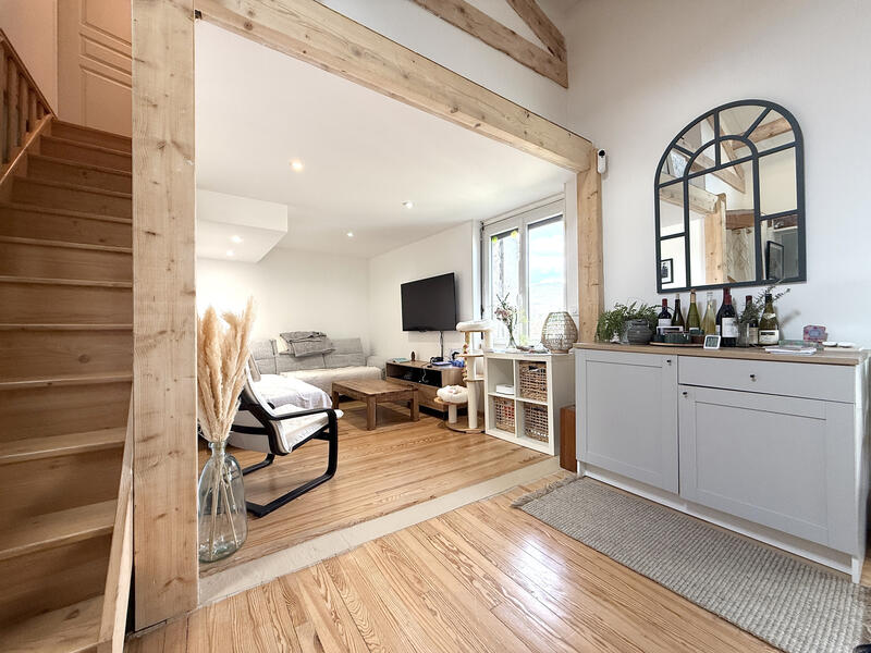 Maison - 98 m² - 4 pièces