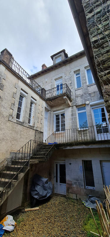 Immeuble - 236 m² - 12 pièces