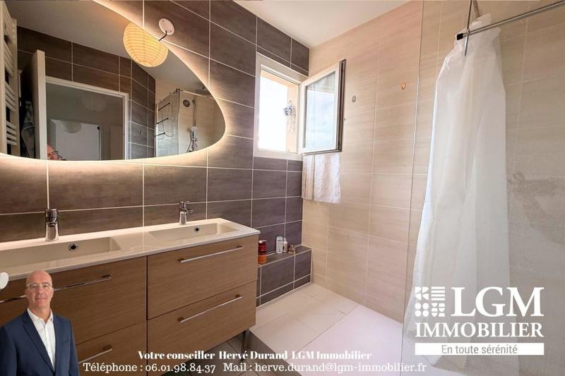 Appartement - 80 m² - 4 pièces