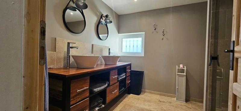 Maison - 177 m² - 7 pièces