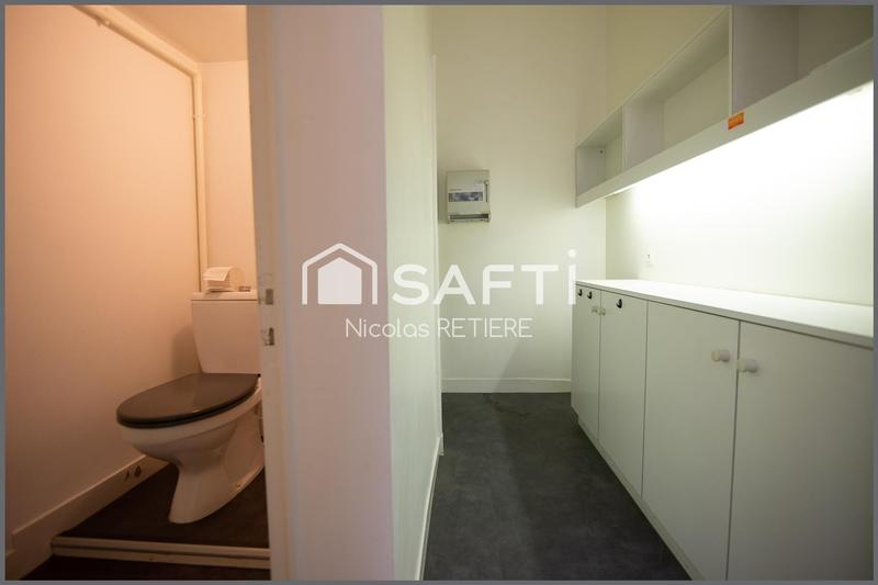 Bureau - 200 m² - 8 pièces