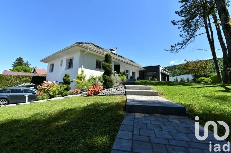 Maison de maîtres - 265 m² - 7 pièces