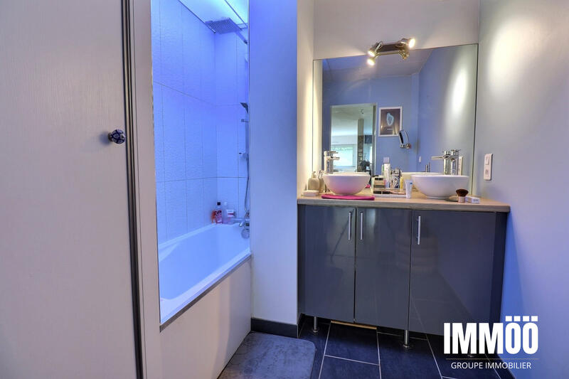 Appartement - 77 m² - 3 pièces