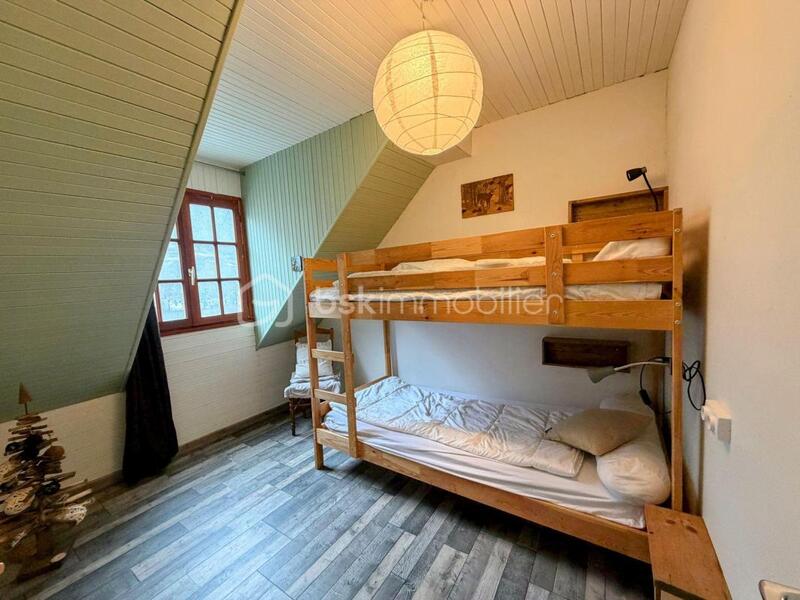 Maison de ville - 144 m² - 7 pièces