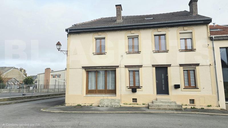 Maison - 260 m² - 10 pièces