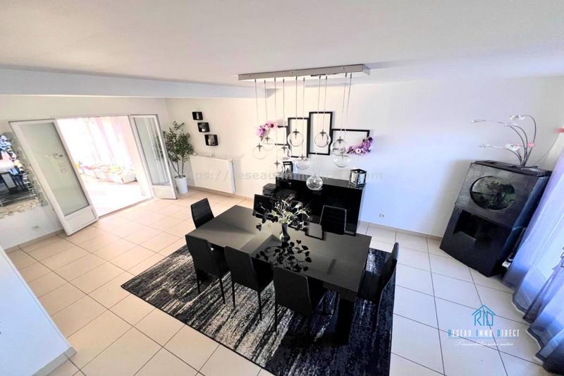 Maison traditionnelle - 120 m² - 5 pièces