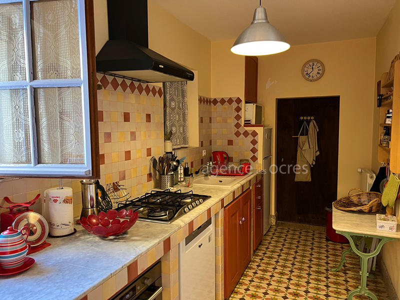 Maison - 207 m² - 9 pièces