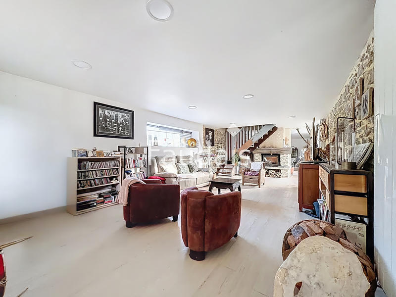 Local commercial - 545 m²