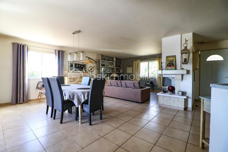 Villa - 192 m² - 6 pièces