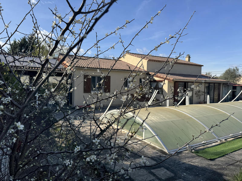 Villa - 102 m² - 5 pièces