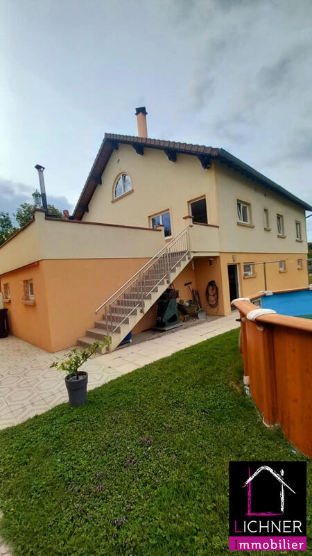 Villa - 190 m² - 8 pièces