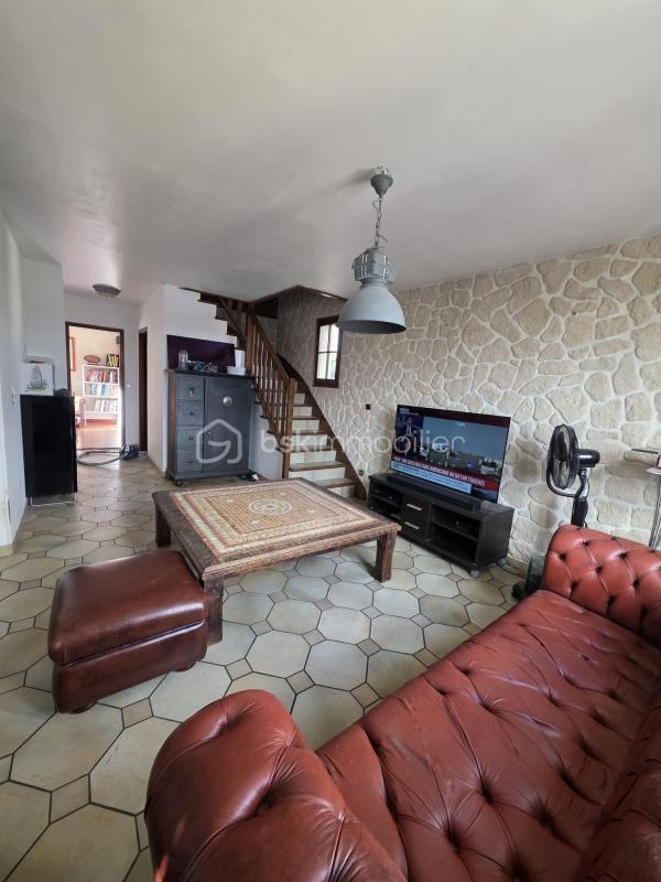 Propriété - 150 m² - 5 pièces