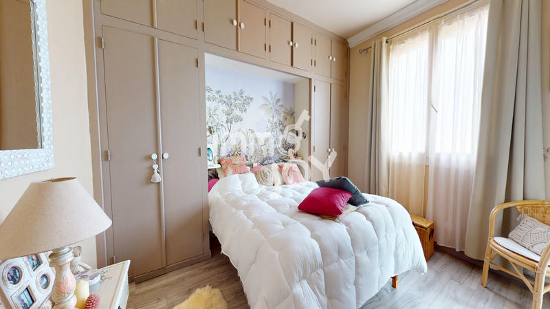 Appartement - 130 m² - 6 pièces