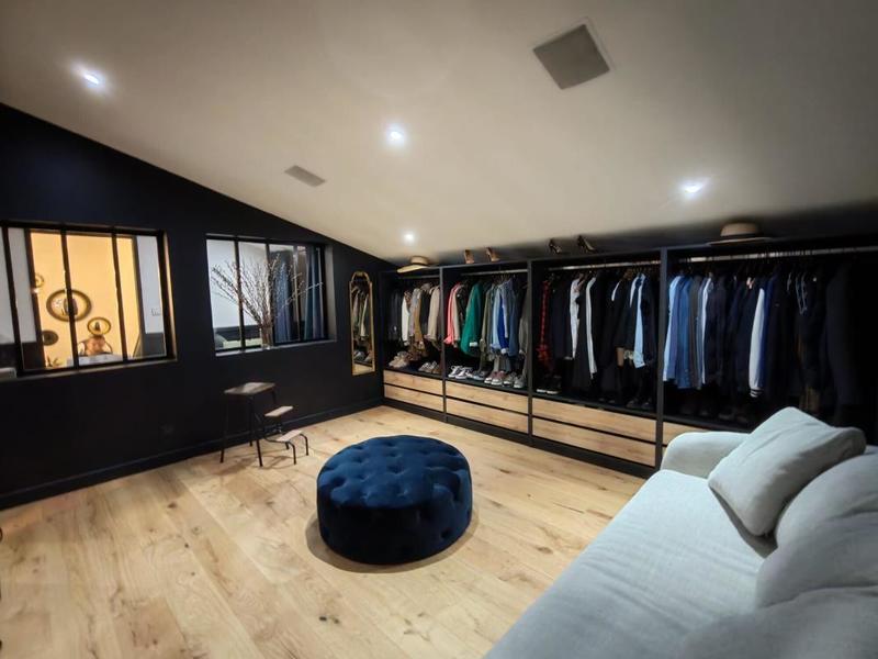 Maison - 320 m² - 7 pièces