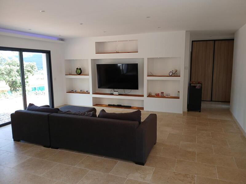 Maison - 148 m² - 5 pièces