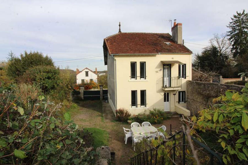 Maison - 115 m² - 6 pièces