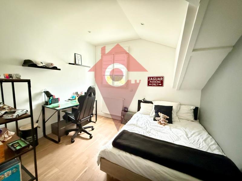 Maison - 94 m² - 4 pièces