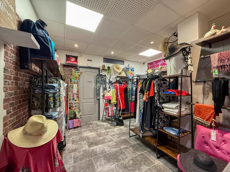 Bureau - 50 m² - 2 pièces