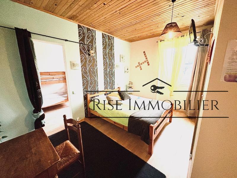 Propriété - 380 m² - 15 pièces