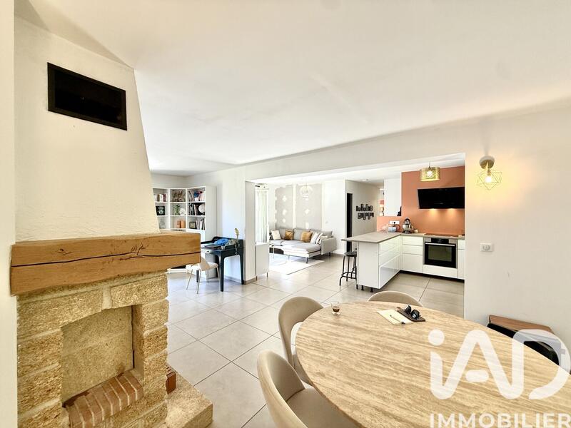 Maison - 131 m² - 7 pièces