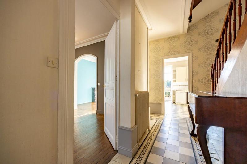 Maison - 190 m² - 8 pièces