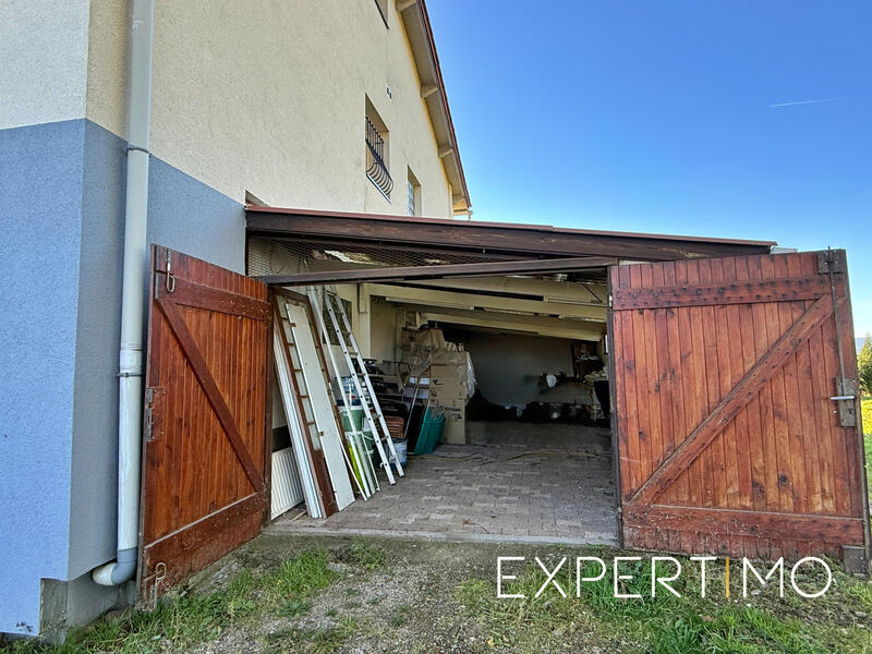 Maison - 209 m² - 8 pièces