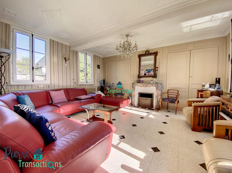 Maison - 145 m² - 5 pièces