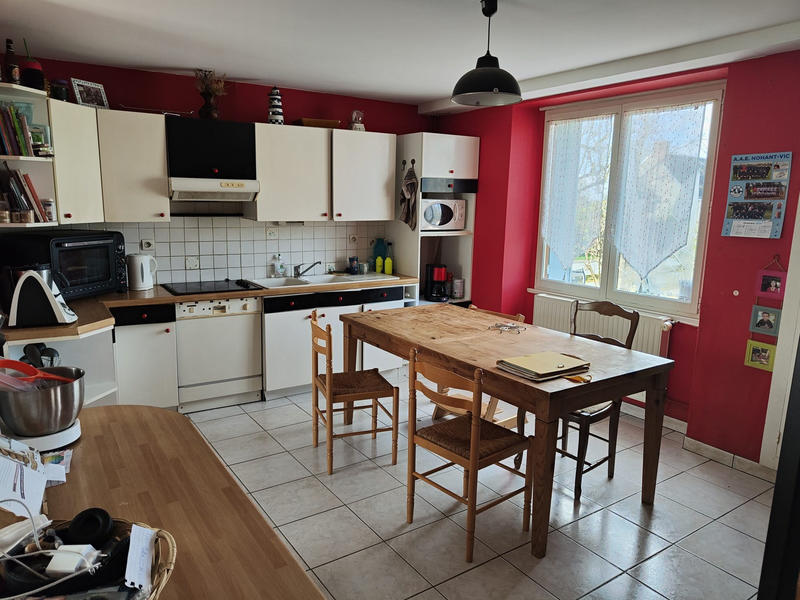 Maison - 170 m² - 6 pièces