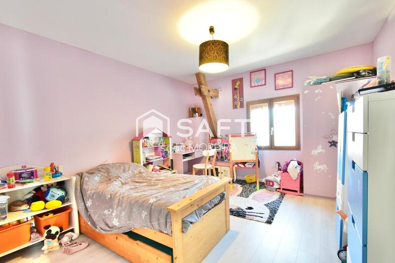 Maison - 140 m² - 5 pièces