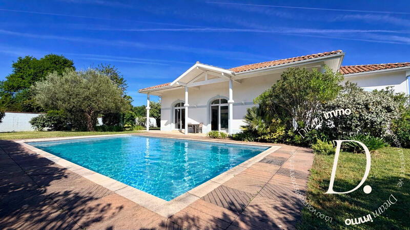 Maison - 174 m² - 5 pièces