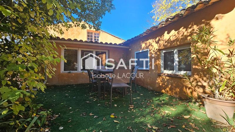 Maison - 284 m² - 9 pièces