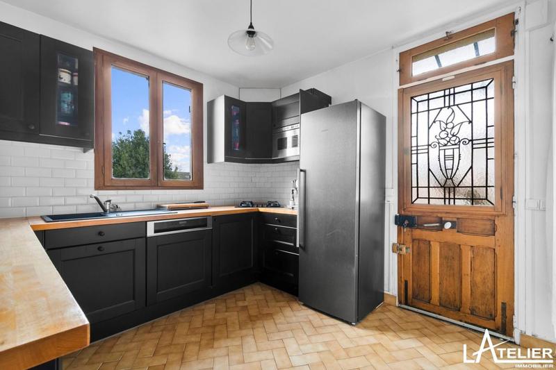 Maison - 103 m² - 5 pièces