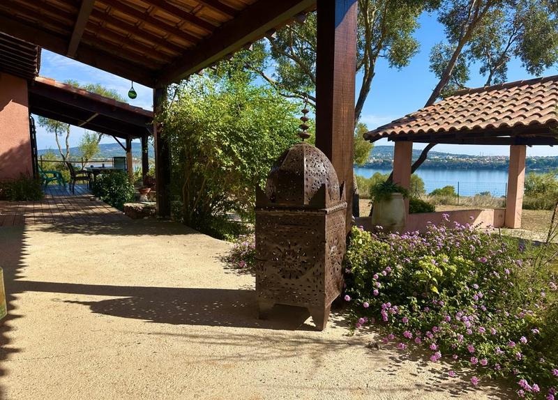 Propriété - 270 m² - 3 pièces