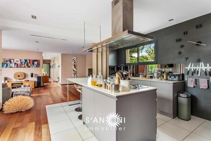 Maison d'architecte - 181 m² - 6 pièces