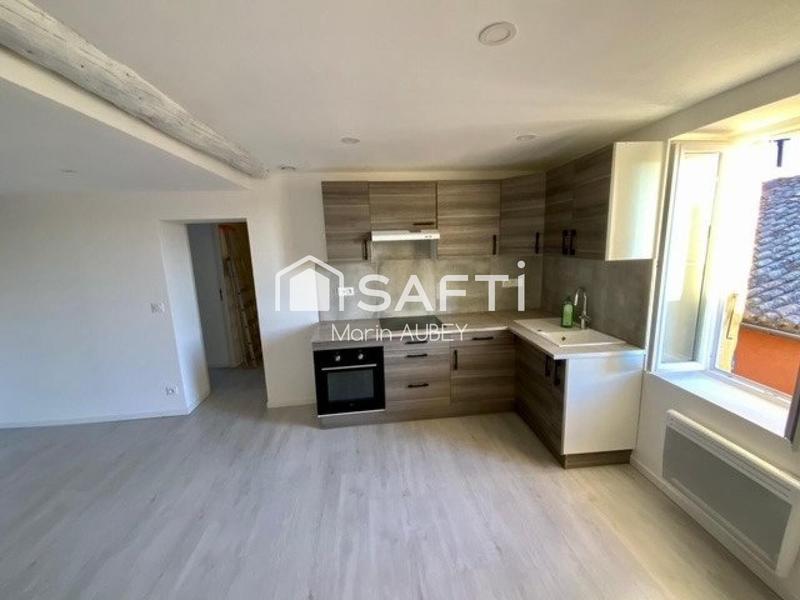 Maison de village - 80 m² - 6 pièces