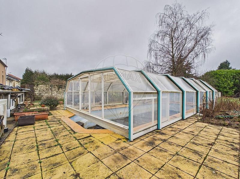 Maison - 280 m² - 7 pièces