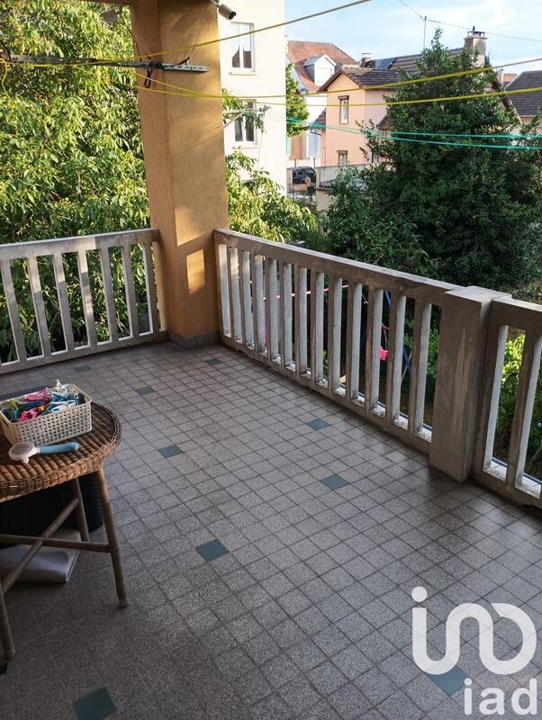 Maison - 230 m² - 12 pièces