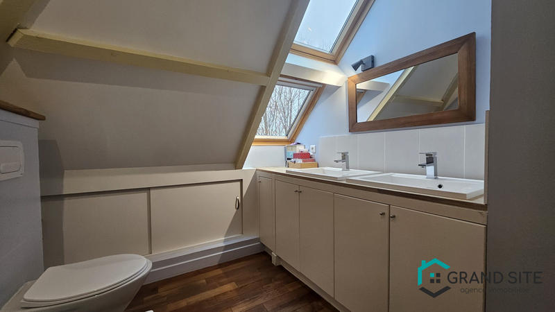 Maison - 147 m² - 6 pièces