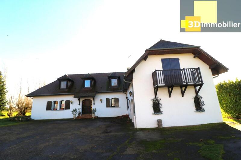 Maison - 291 m² - 12 pièces