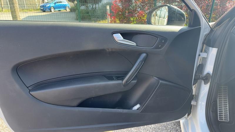 Audi A1 1.6 Tdi 90 Ambiente