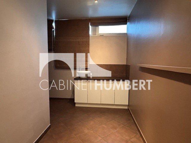 Local commercial - 140 m²