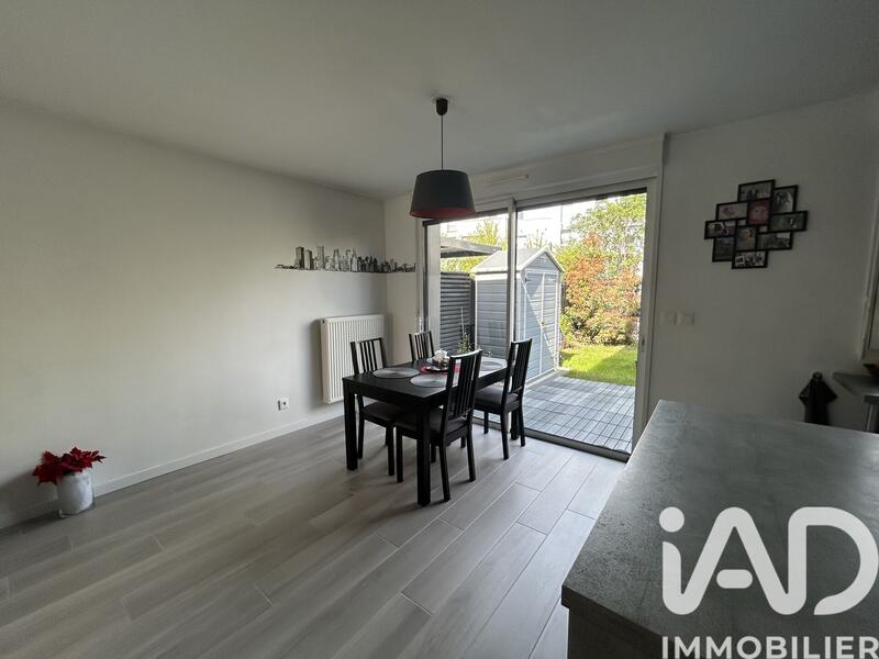 Maison de ville - 80 m² - 4 pièces