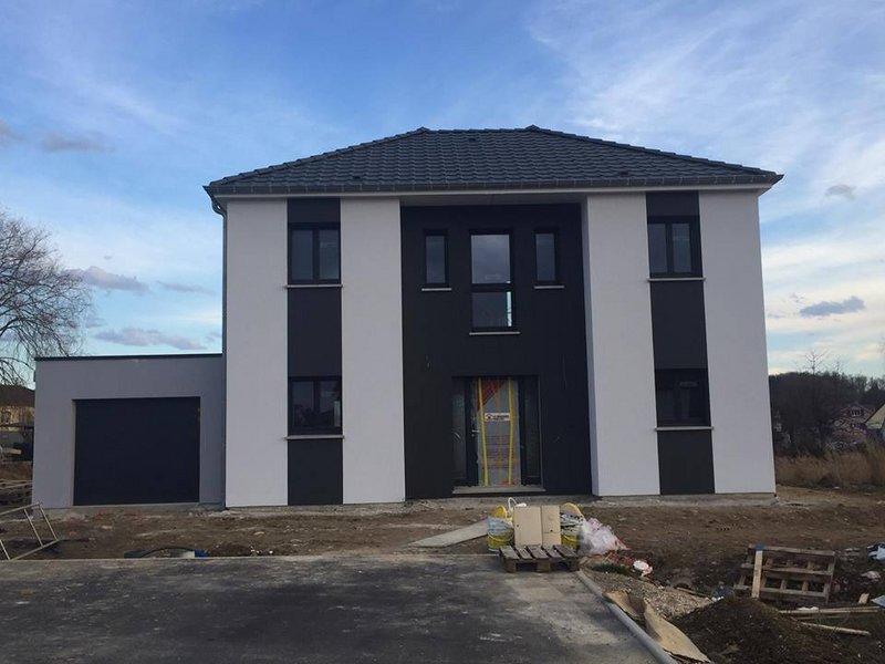 Maison - 113 m² - 8 pièces