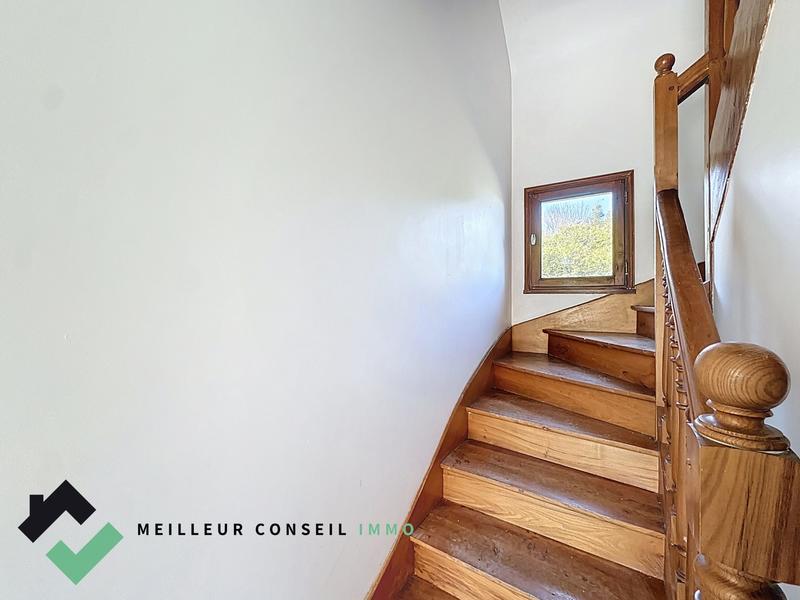 Maison traditionnelle - 188 m² - 7 pièces