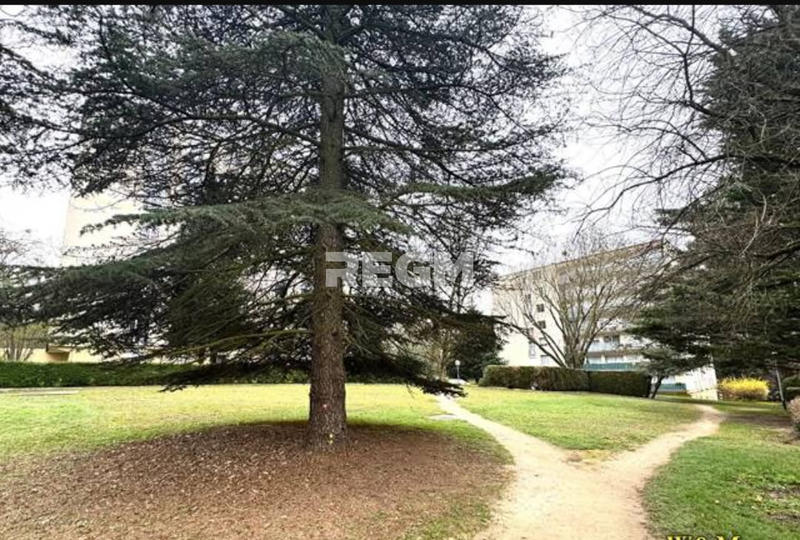 Appartement - 112 m² - 5 pièces