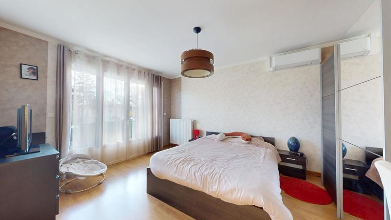 Maison - 135 m² - 6 pièces