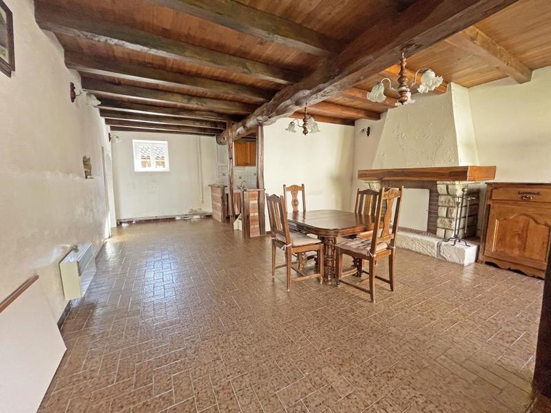 Maison - 205 m² - 4 pièces