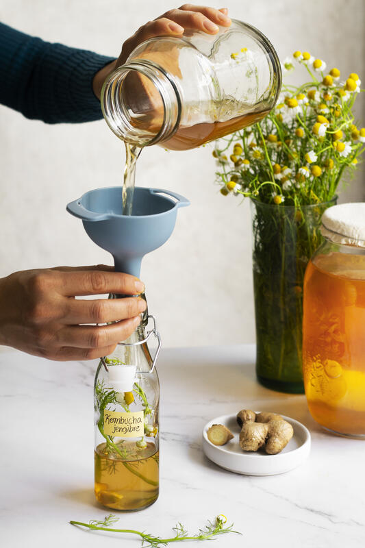 Atelier : Créer un sirop à partir de plantes fraîches